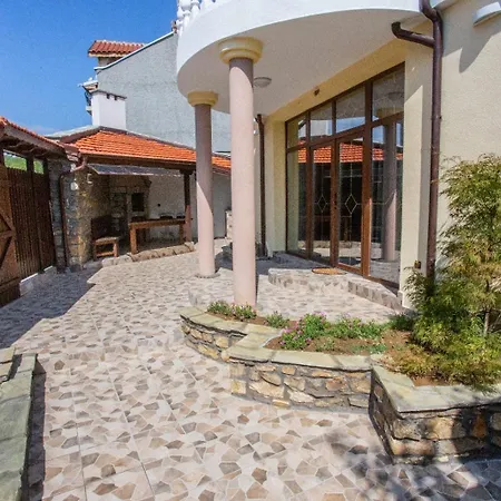 Guest house Angelovi *
