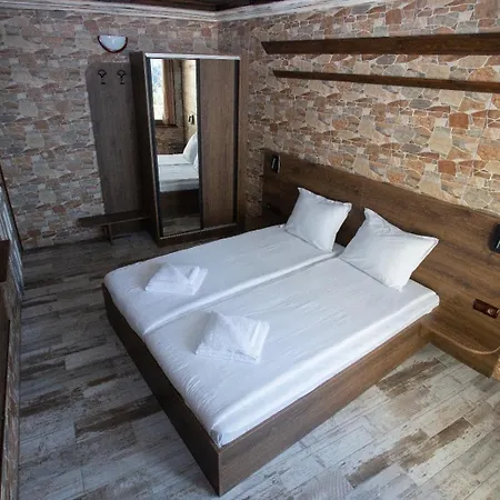 Angelovi Guest house 4*