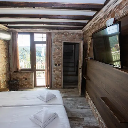 Angelovi Guest house 4*