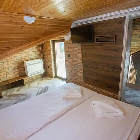 Angelovi Guest house 4*